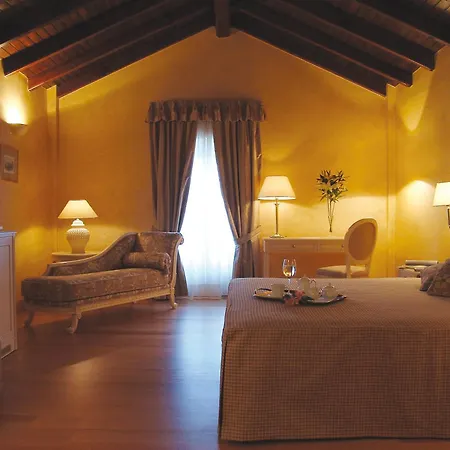 Siora Vittoria Boutique