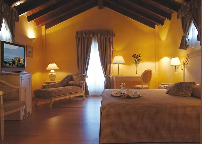 Siora Vittoria Boutique
