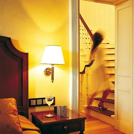 Hotel Siora Vittoria Boutique 4*