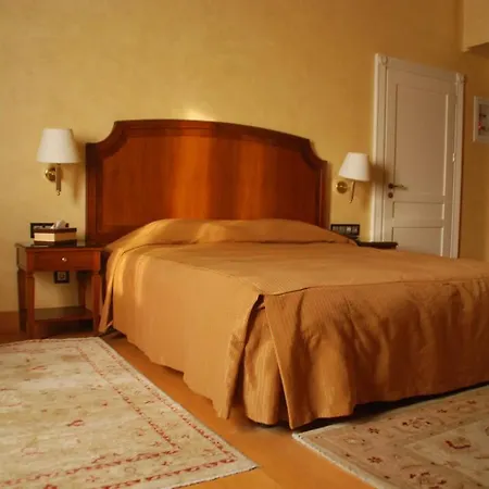 Siora Vittoria Boutique מלון 4*