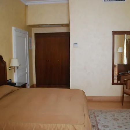 מלון Siora Vittoria Boutique Corfu (city)