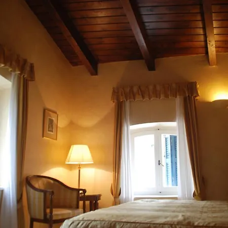 Hotel Siora Vittoria Boutique 4*